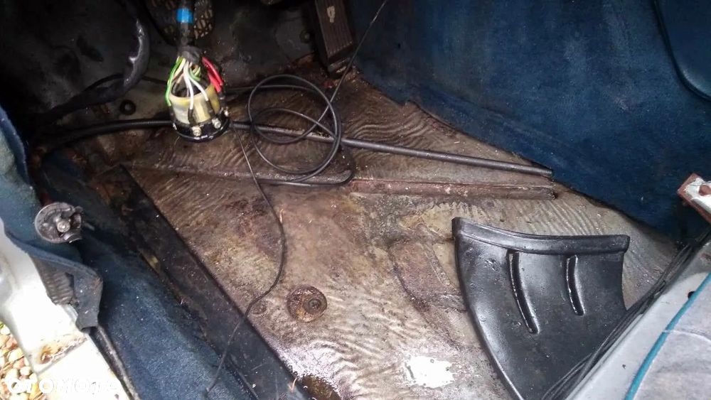 Mercedes-Benz W123 - 8