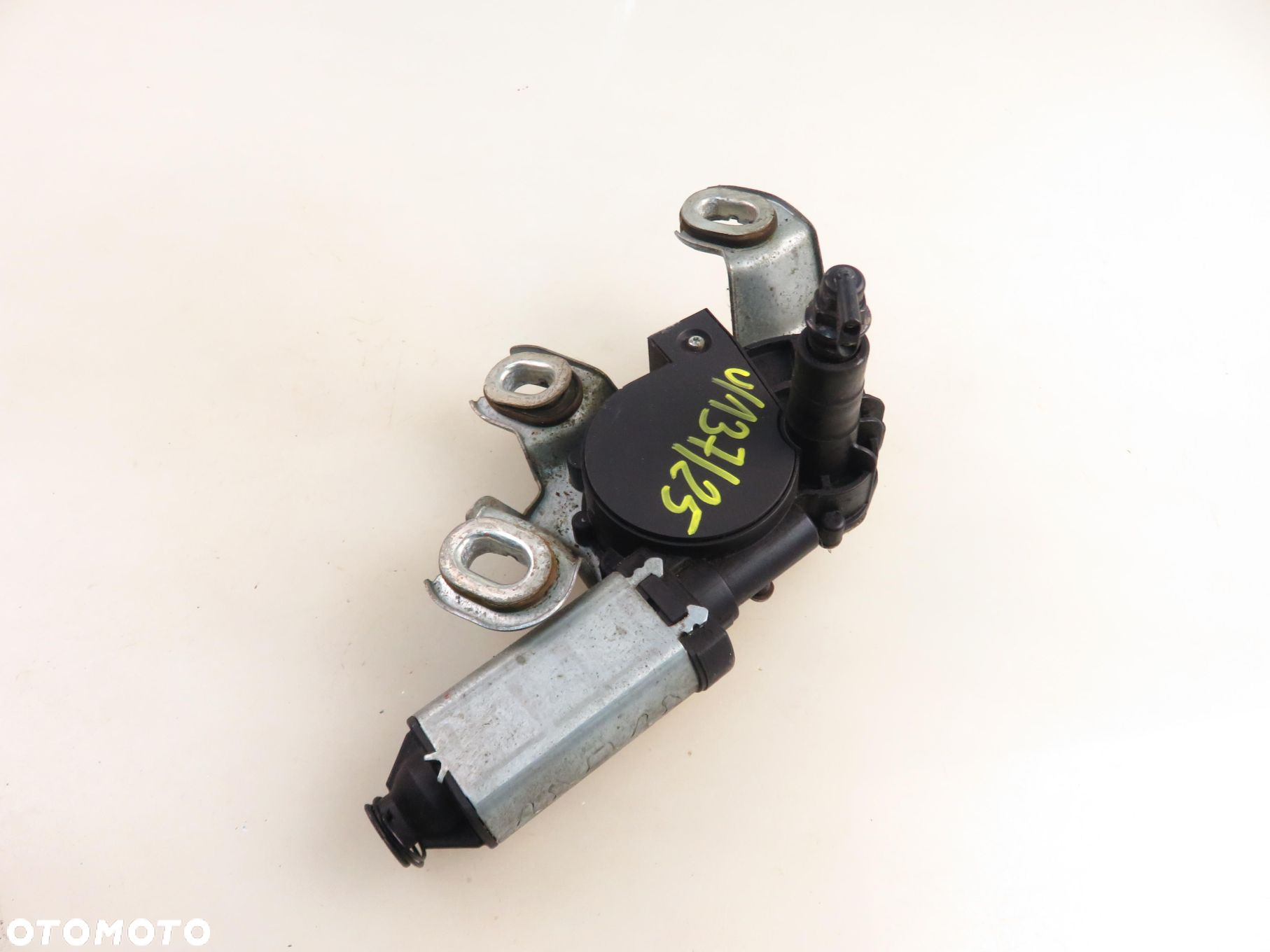 SILNICZEK WYCIERACZKI TYŁ SKODA OCTAVIA II 1Z5955711 4PIN - 4