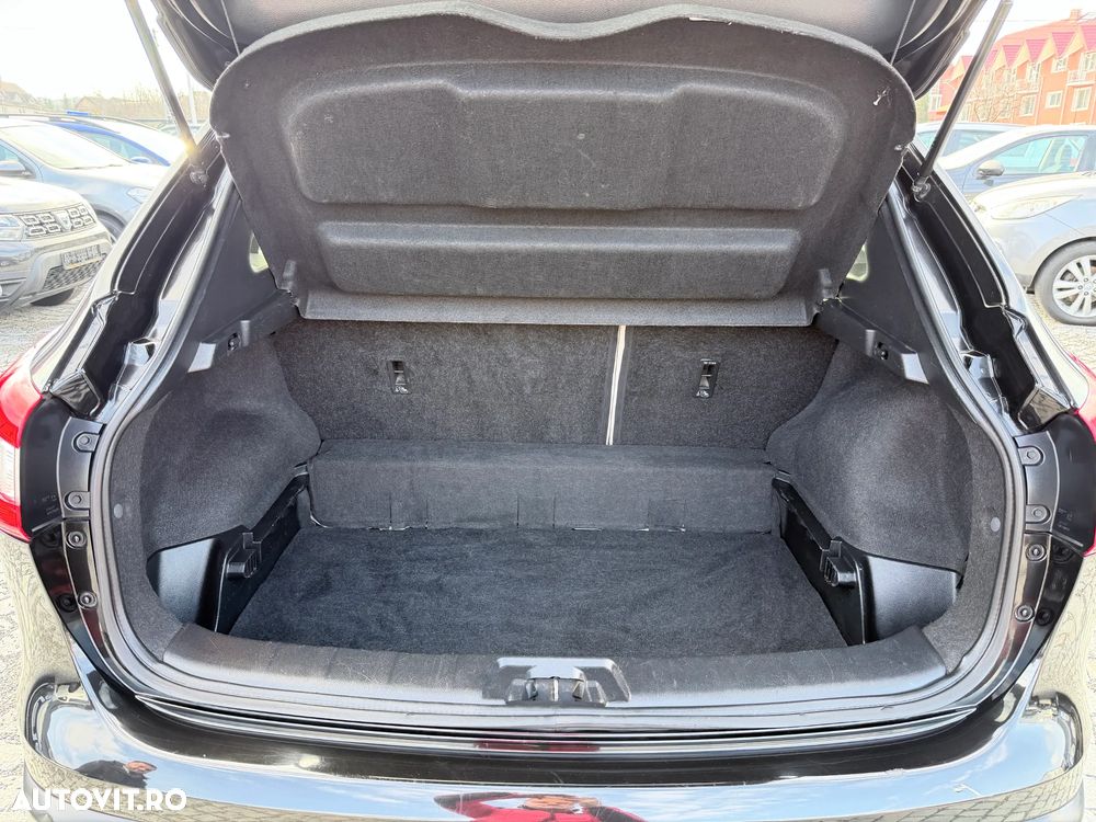 Nissan Qashqai 1.6 DCI 4 x 4 DPF Start/Stop tekna - 14