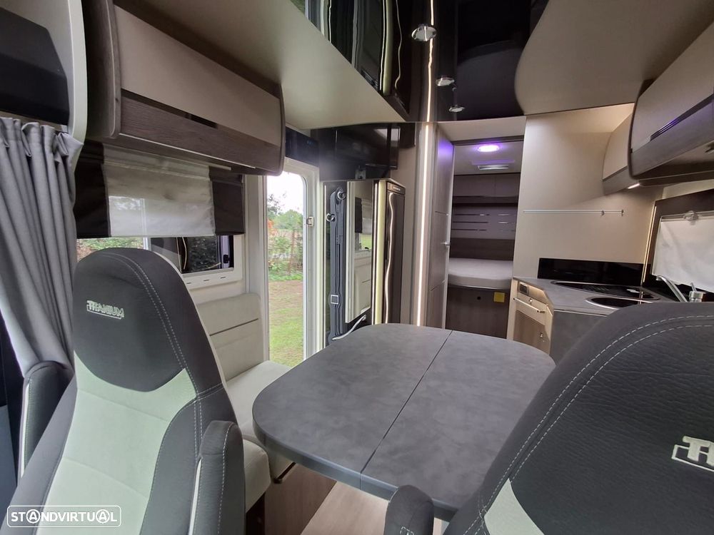 Chausson Titanium Ford Transit - 16