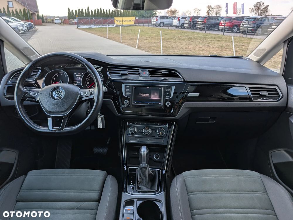 Volkswagen Touran 1.8 TSI (BlueMotion Technology) DSG Highline - 22