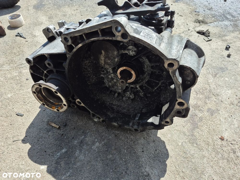 Skrzynia Biegów Manualna 6B Volkswagen Golf V Plus 2.0TDI JLU - 2