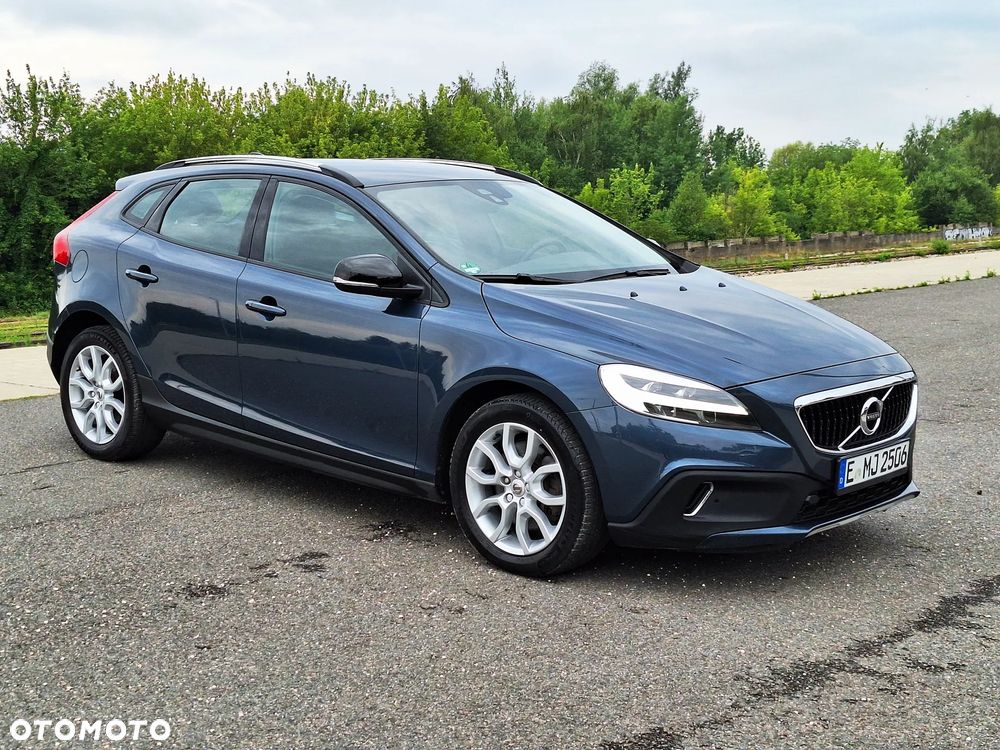 Volvo V40 Cross Country D2 Plus - 1