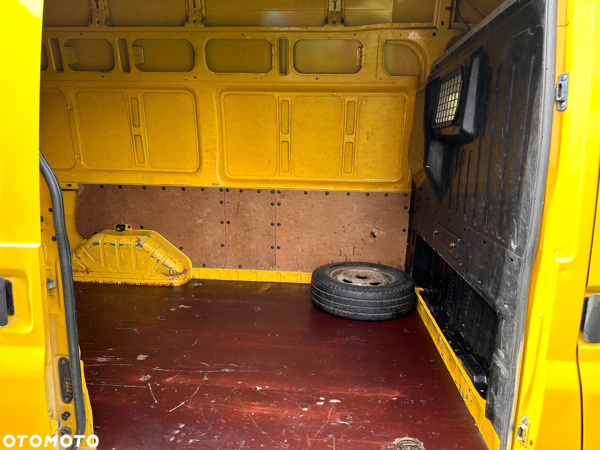 Ford Transit - 19