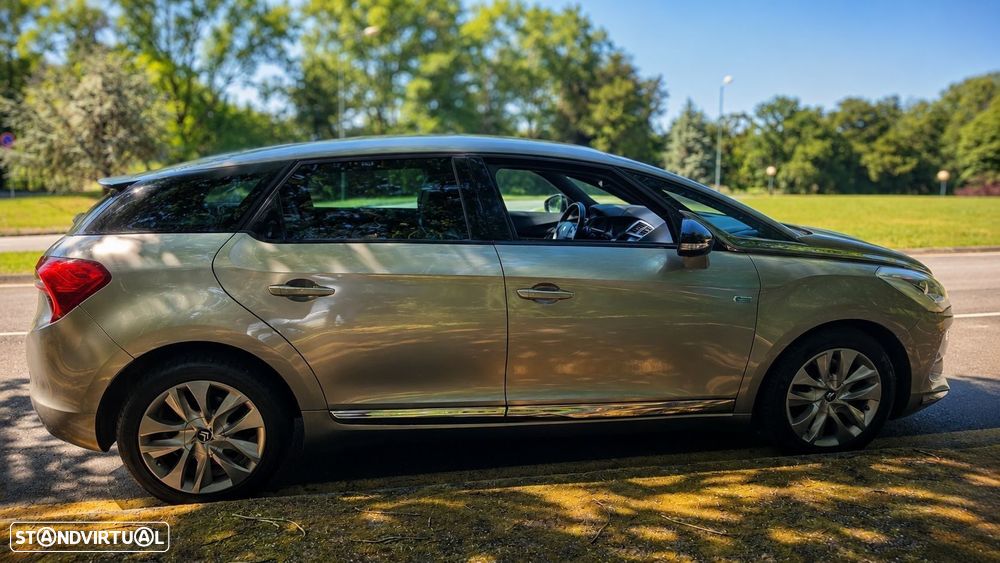 DS DS5 2.0 Hybrid4 Sport Chic - 27