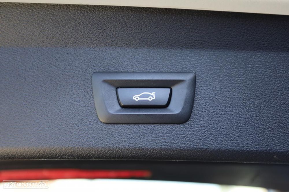 BMW X1 16 d sDrive Line Sport - 22