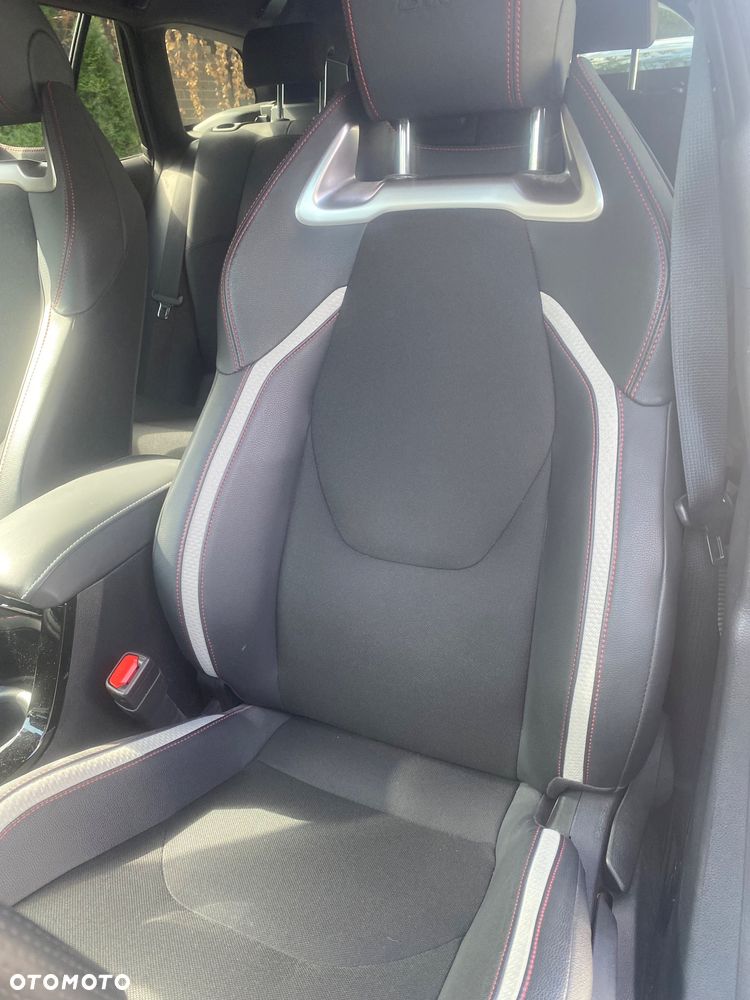 Toyota Corolla 1.8 Hybrid GR Sport - 14