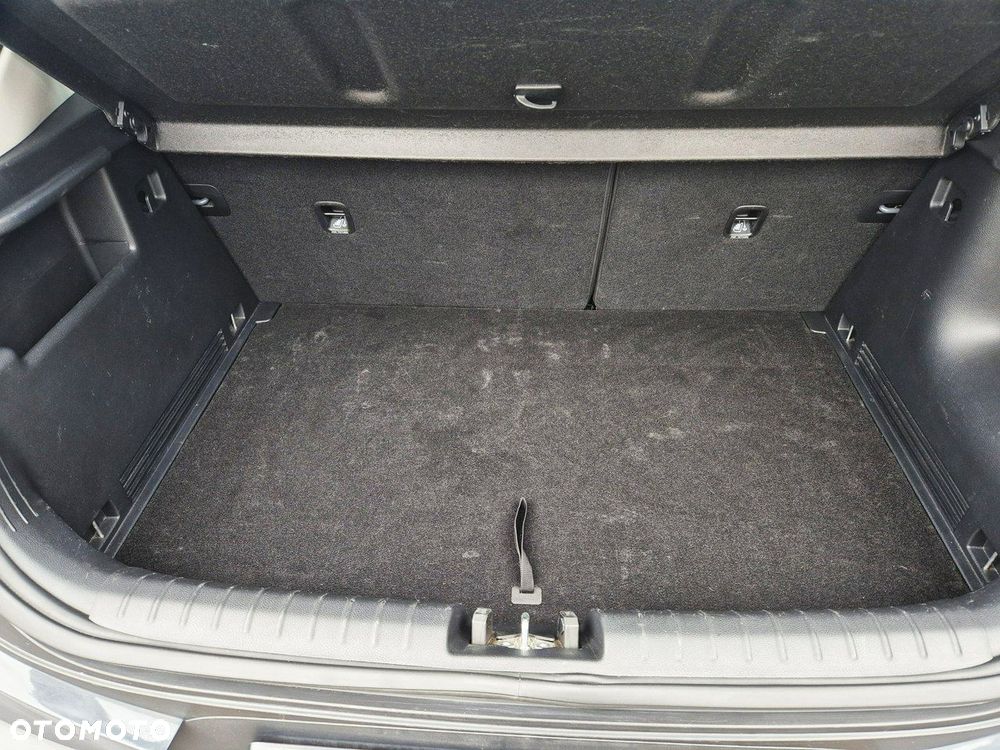 Kia Stonic 1.2 L - 20