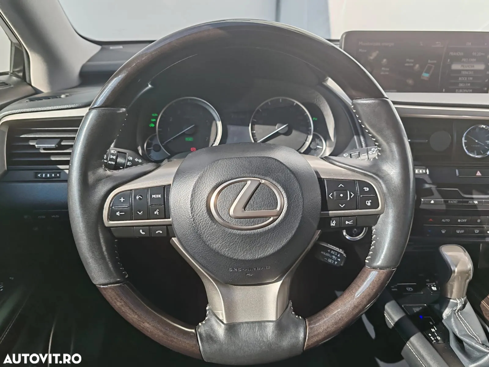 Lexus Seria RX 450h Aut. Luxury (trapa) - 16