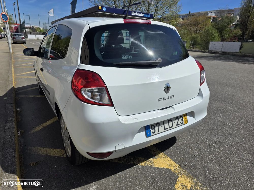 Renault Clio 1.5 dCi Pack - 6