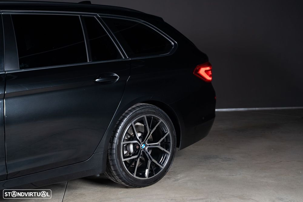 BMW 520 d Pack M Auto - 11