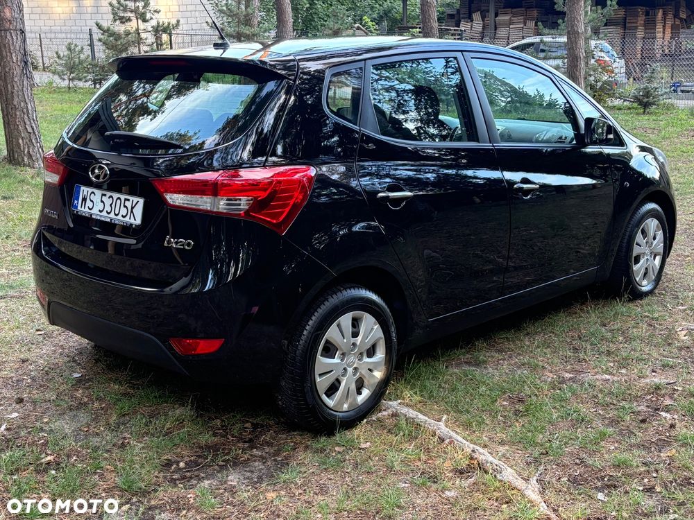 Hyundai ix20 - 15
