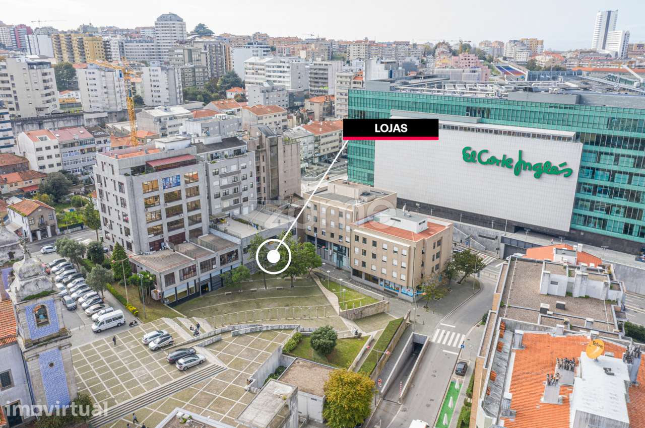 Lojas, 128 m2, em frente ao El Corte Inglês, Vila Nova de Gaia - Grande imagem: 2/19