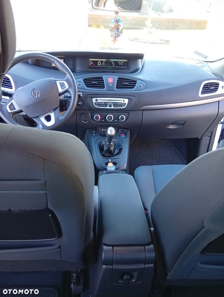 Renault Scenic 1.9 dCi Confort Expression - 25