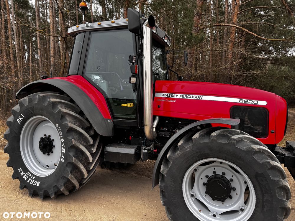 Massey Ferguson 8220 - 3