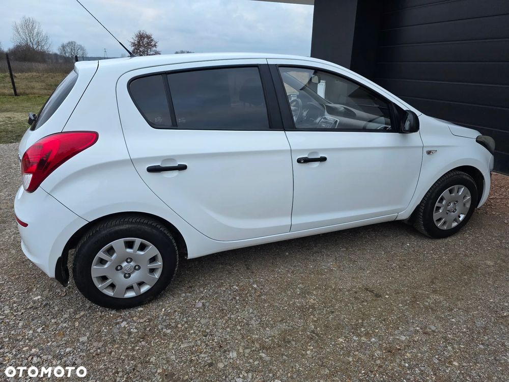 Hyundai i20 1.25 Classic + - 16