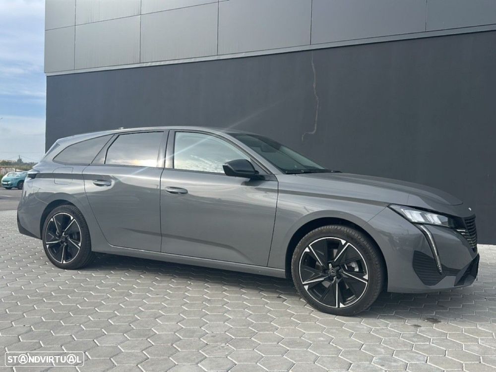Peugeot e-308 SW 54 kWh Allure - 3