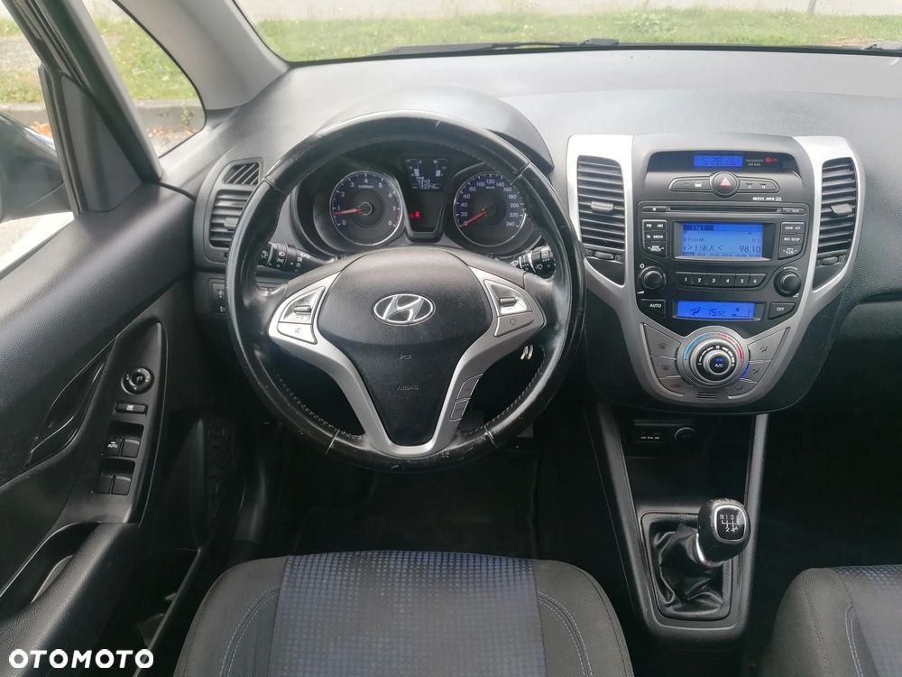 Hyundai ix20 1.4 Premium - 14
