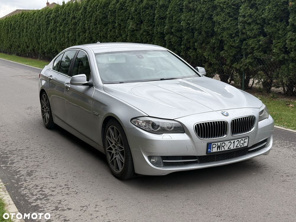 BMW F10 2012 photo 3
