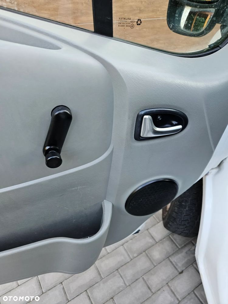 Renault Trafic - 31