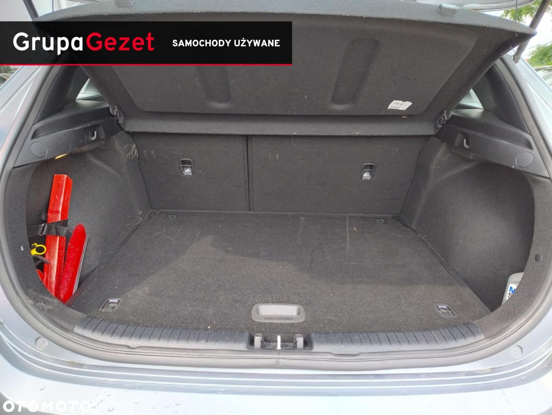 Kia Ceed - 8