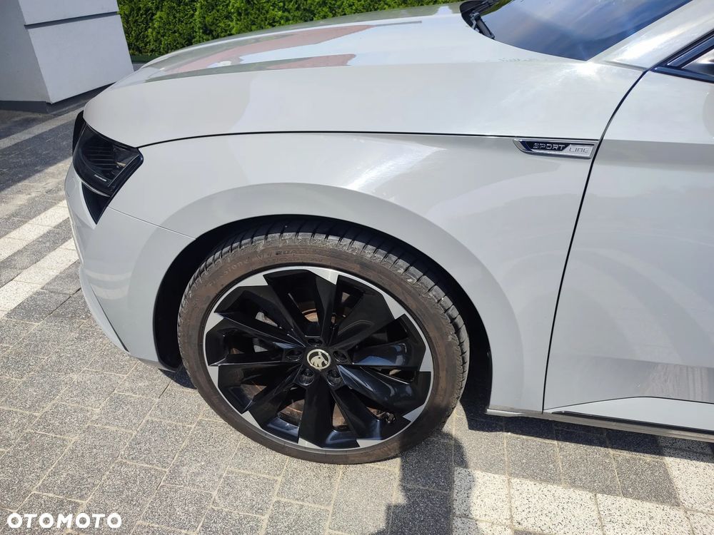 Skoda Superb 2.0 TDI SCR 4x4 Sportline DSG - 6