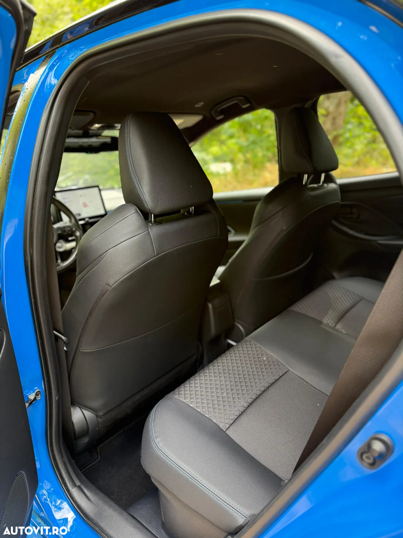 Toyota Yaris 1.5 130 CP HEV Premiere Edition - 11
