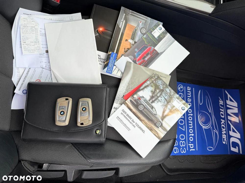 BMW Seria 3 320d Touring - 33