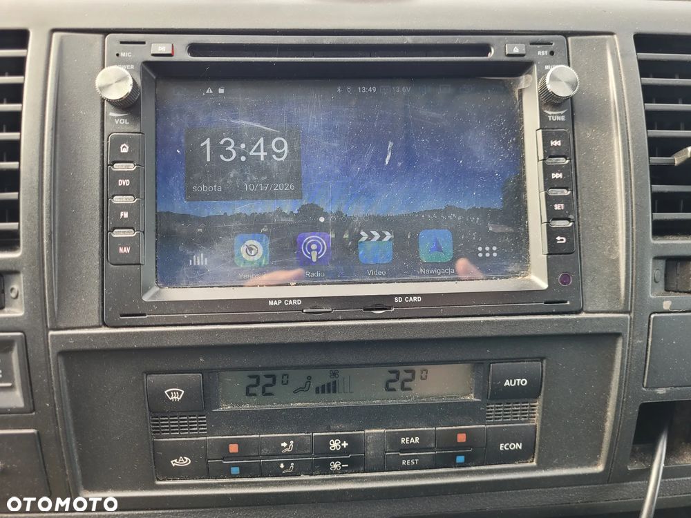 Volkswagen Caravelle - 25