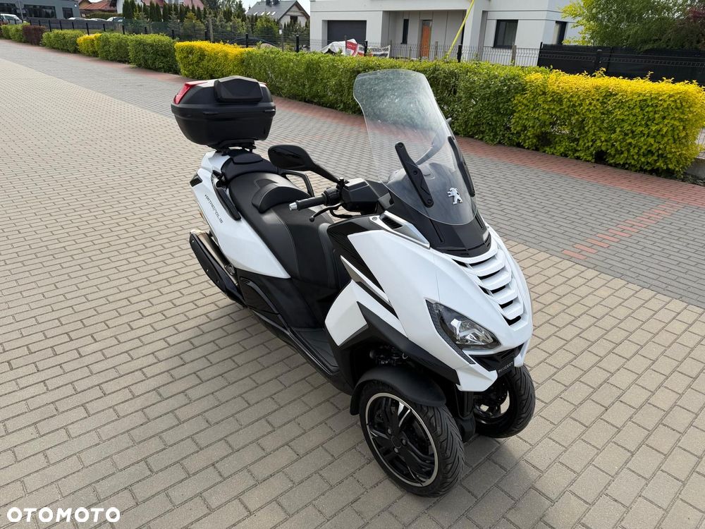 Peugeot Metropolis - 1