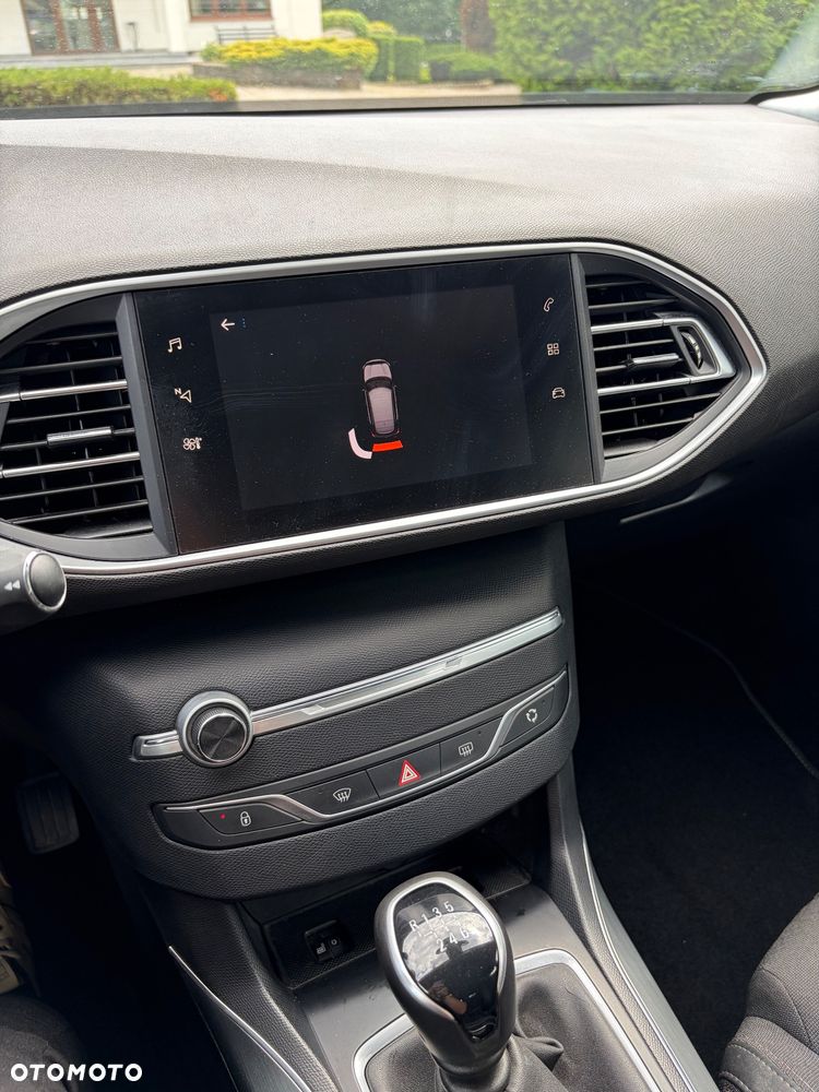 Peugeot 308 BlueHDi 130 Allure Pack - 13