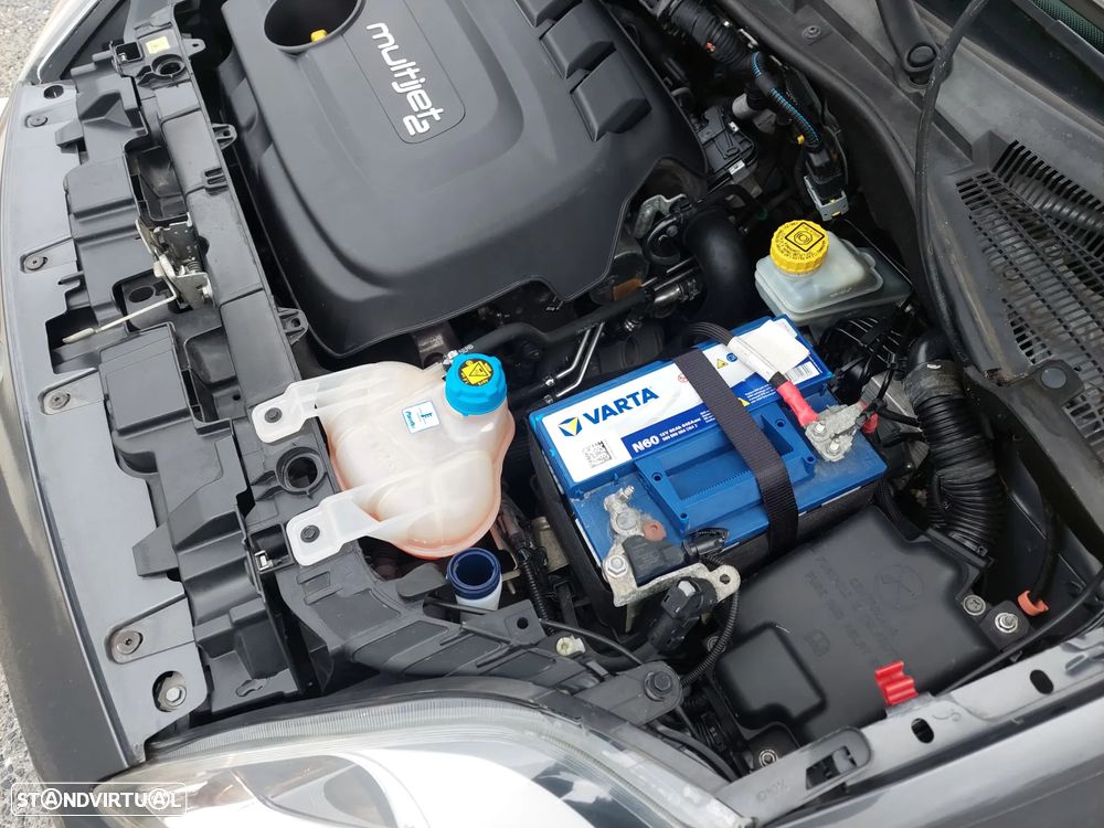 Fiat Punto 1.3 M-Jet Lounge S&S - 18