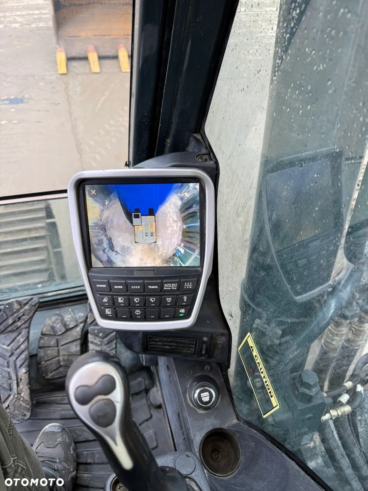 Hyundai HX 300 L - 7