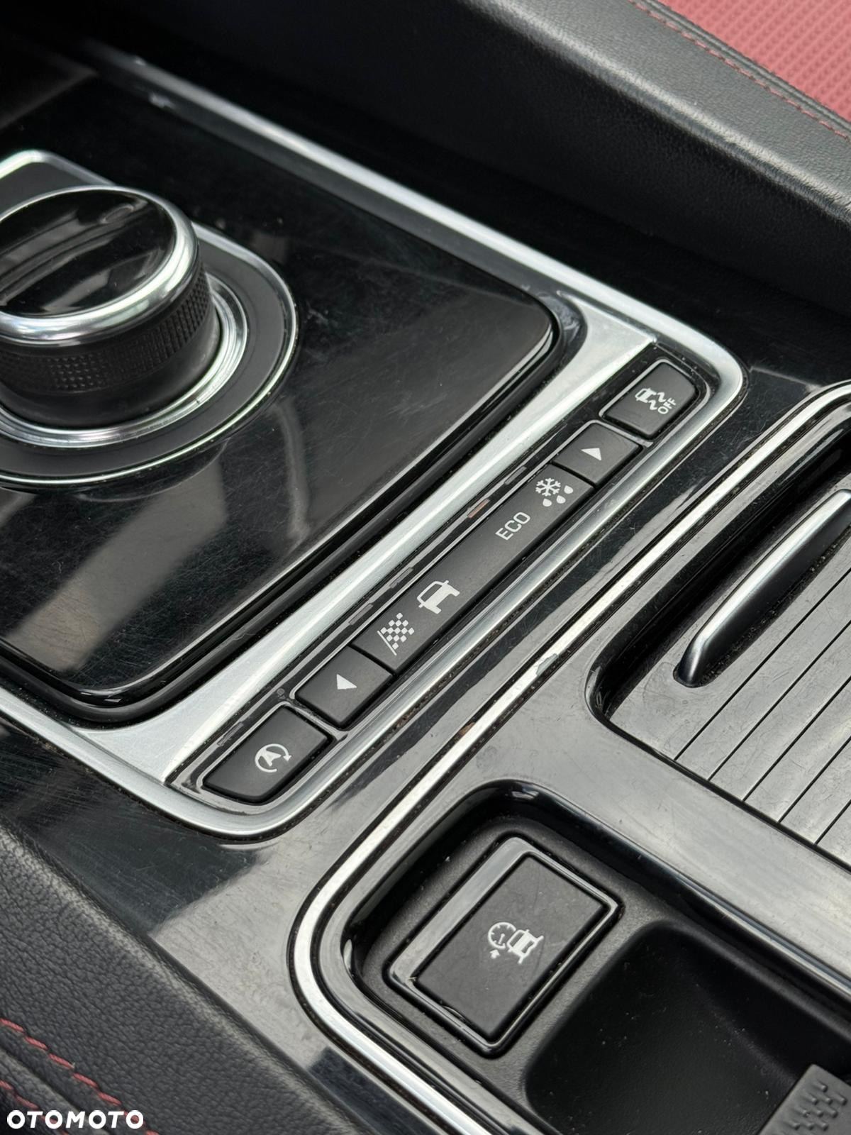Jaguar F-Pace 2.0 i4D AWD R-Sport - 19
