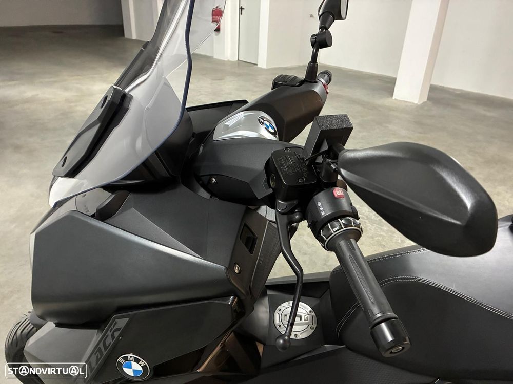 BMW C 400 GT Triple Black - 7