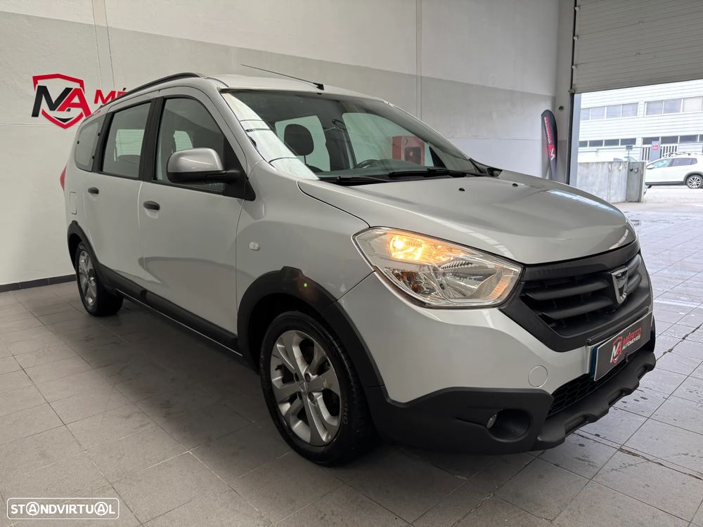 Dacia Lodgy dCi 110 Stepway - 2
