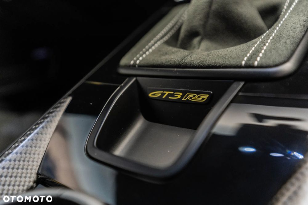 Porsche 911 GT3 RS - 32