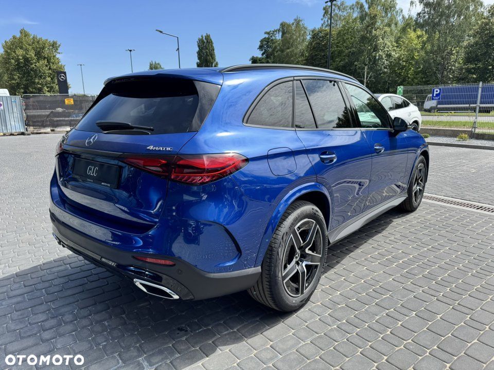 Mercedes-Benz GLC - 2