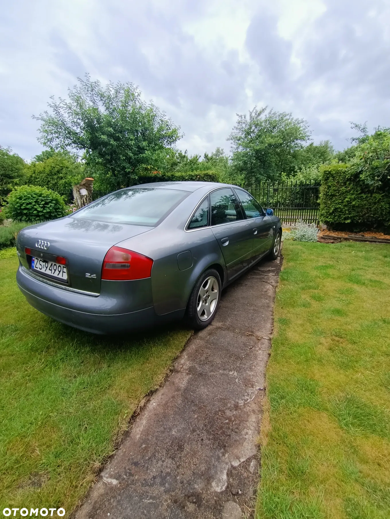 Audi A6 Avant 2.4 - 13