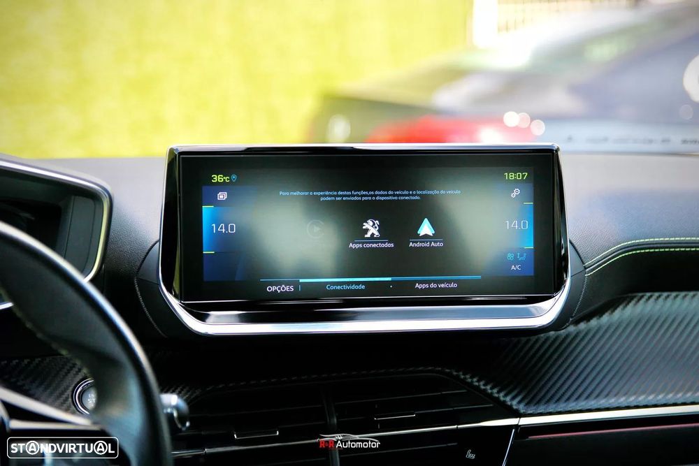 Peugeot e-2008 50 kWh GT - 33