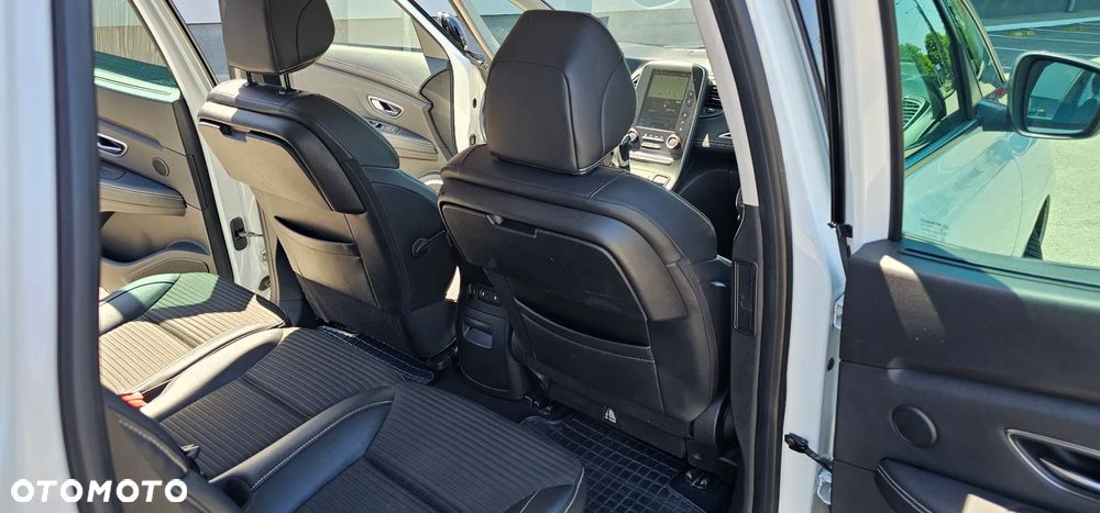 Renault Grand Scenic Gr 1.6 dCi Bose EDC - 13