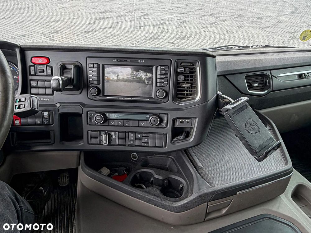 Scania G450 XT / 8x4 / EURO 6 / WYWROTKA / TYLNOZSYPOWA / HYDROKLAPA / AUTOMAT / KAMERA COFANIA / NAWIGACJA / ZACZEP / NISKI PRZEBIEG / 2018 / SERWISOWANY / SPROWADZONA - 7
