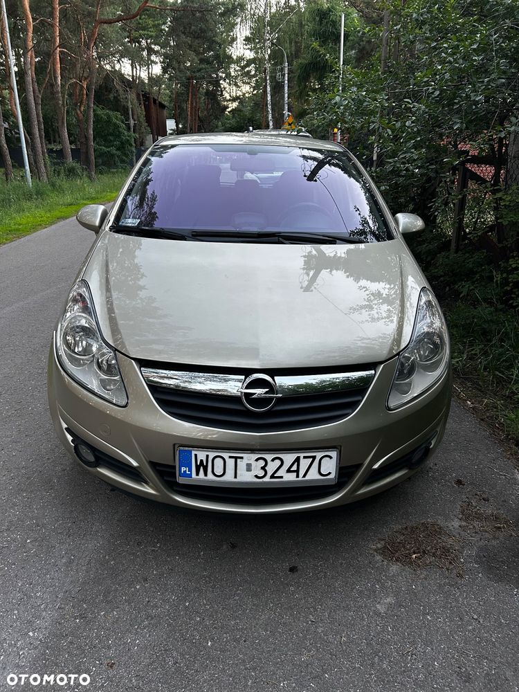 Opel Corsa 1.4 16V Cosmo - 2