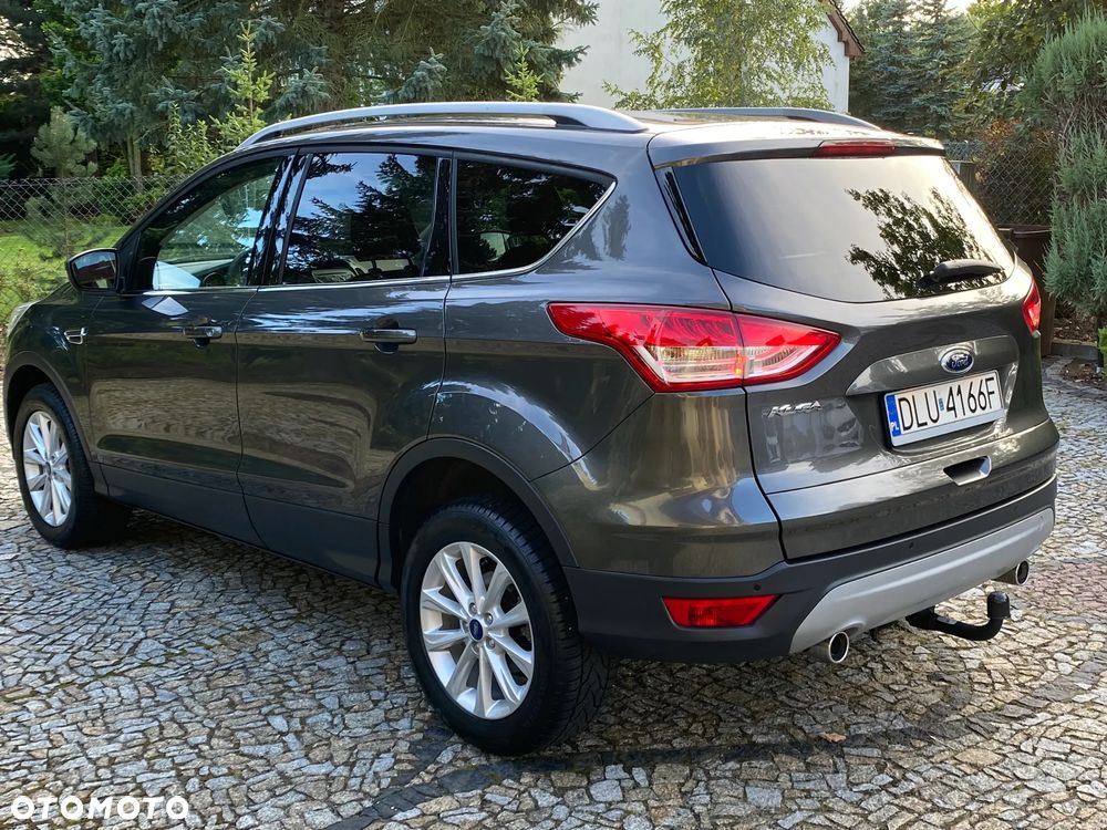 Ford Kuga 2.0 TDCi 4x4 Titanium - 4