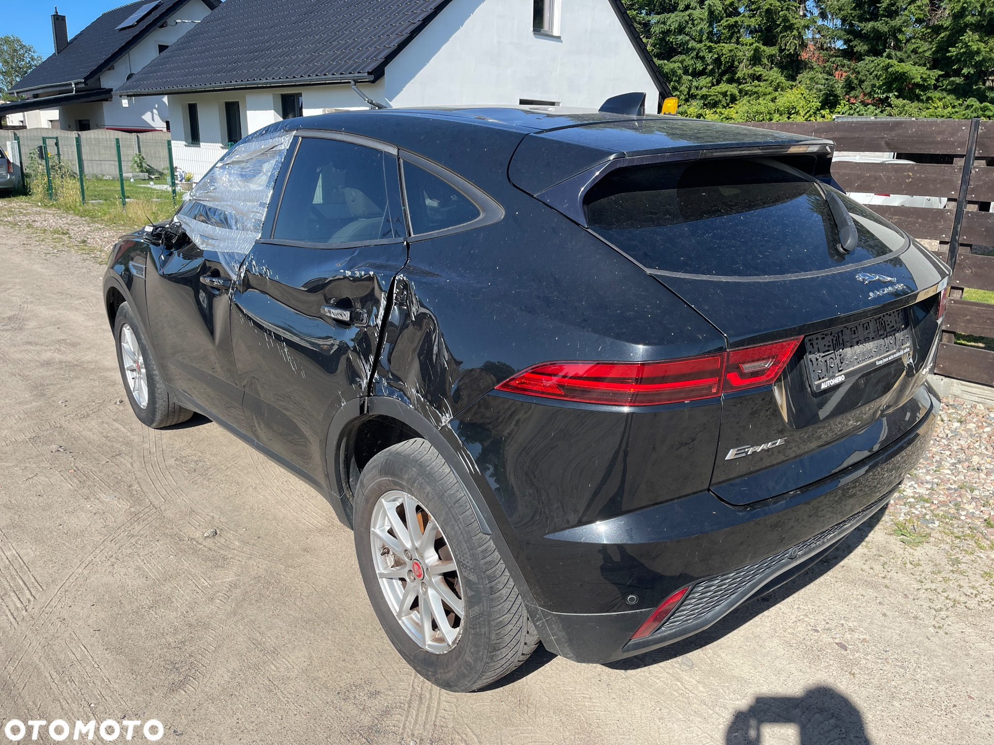 Jaguar E-Pace 2.0 i4D AWD - 3