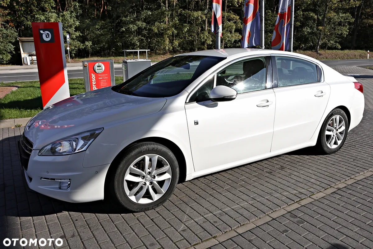 Peugeot 508 RXH 2.0 HDi HYbrid4 - 5