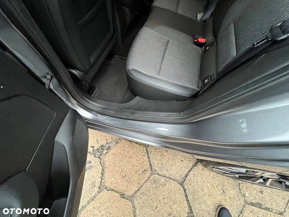 Renault Clio - 16