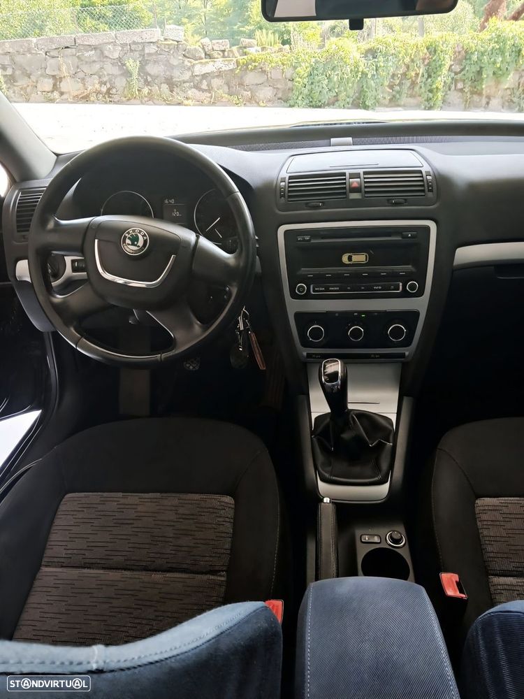 Skoda Octavia Break 1.6 TDi Elegance - 2