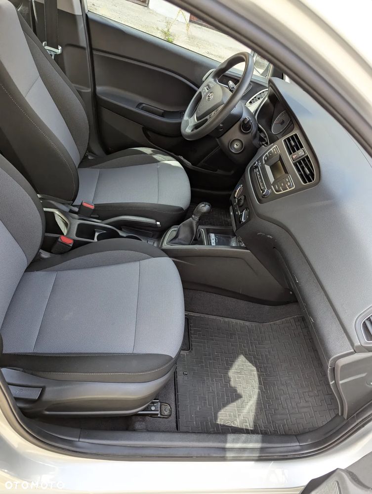 Hyundai i20 1.2 GET - 12
