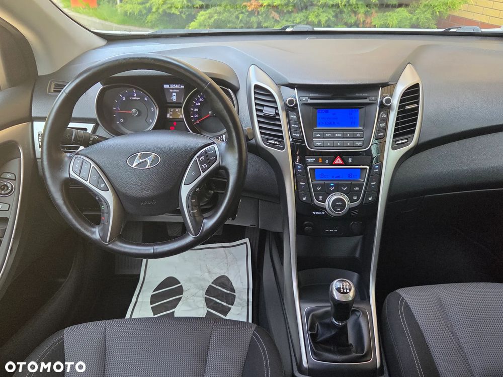 Hyundai i30 1.6 CRDi Premium - 7